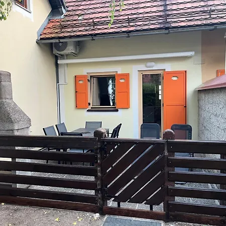 Apartma Buqez-house 79 With Termal Riviera Catez Tickets Brežice