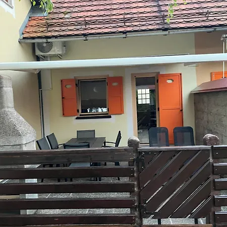 Apartma Buqez-house 79 With Termal Riviera Catez Tickets דירה קטז אוב סבי